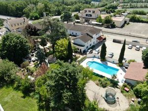 Hôtel de 34 pièces de luxe en vente Villieu-Loyes-Mollon  Auvergne-Rhône-Alpes