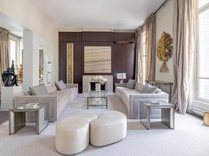 Location meublée hôtel particulier 8 pièces 450 m² à Paris 16ème (75016)  27 000 €