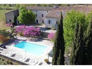 Vente Propriété de luxe La Livinière 14 Pièces 590 m² <meta name="description" content="À 