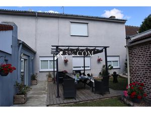 Vente maison 8 pièces 204 m² à Lambres-lez-Douai (59552)  247 500 €