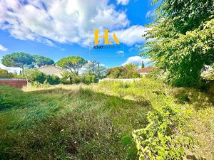 Vente terrain 512 m² à Montelimar (26200)  138 000 €