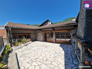 Immeuble 413 m² TARASCON SUR ARIEGE
