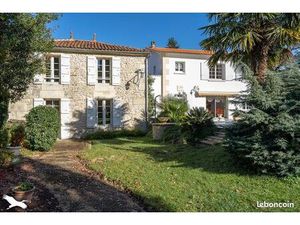 Maison 7 pièces 228 m²