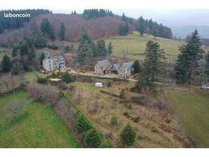 Château 27 pièces 780 m²