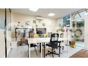 LOCAL PROFESSIONNEL A VENDRE OU A LOUER