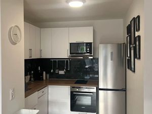 Location meublée appartement 5 pièces 95 m² à Bobigny (93000)  2 600 €