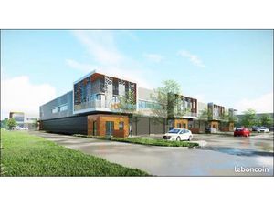 Local bureaux 245 m²