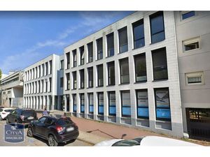 Parking à louer - Noisiel (77) - 74€