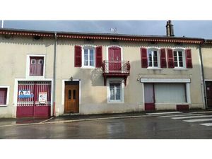 Petit prix pour cette grande maison.