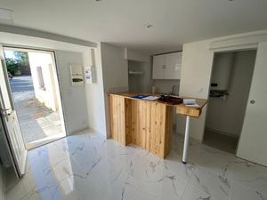 Location appartement 1 pièce 25 m² à Roquecourbe (81210)  370 €