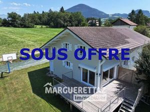 Maison de luxe de 7 pièces en vente à Peillonnex  France