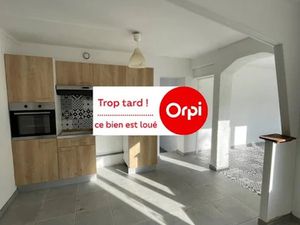 Location maison 5 pièces 105 m² à Avesnelles (59440)  750 €