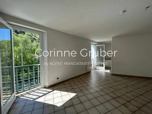 Vente appartement 4 pièces 83 m² Digne-les-Bains (04000)