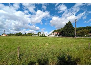 Vente terrain 6020 m² à Claix (16440)  94 500 €