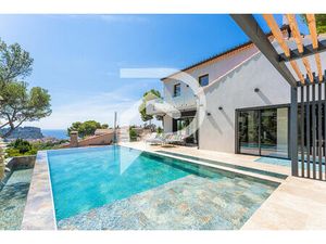 Vente maison 8 pièces 375 m² Cassis (13260)