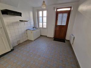 Location maison 2 pièces 45 m² à Cheny (89400)  450 €