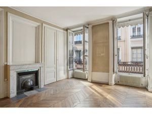 Vente appartement 3 pièces 92 m² à Lyon 1er (69001)  470 000 €