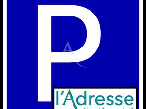 À vendre  Box fermé en sous-sol