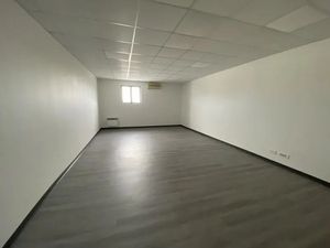 Bureau de 37.50 m2 en zone commerciale Nord Montauban