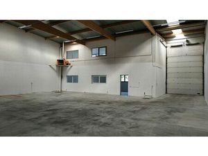 Location local d'activités EMERAINVILLE 1 056 m²