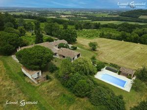 Vente maison 10 pièces 450 m² Gageac-et-Rouillac (24240)