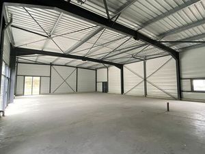Location local d'activités VILLENAVE D'ORNON 443 m²