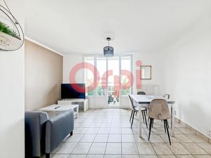 Location meublée appartement 3 pièces 58 m² à Venissieux (69200)  990 €