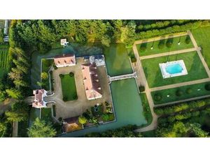 Prestigieux château de 1242 m2 en vente - Chevannes  Bourgogne-Franche-Comté