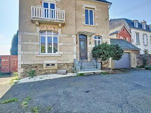 Vente maison 9 pièces 197 m² à Loudeac (22600)  295 000 €
