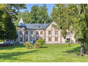 Demeure de maître au bord de l'eau