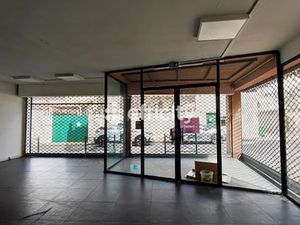 Vente immeuble 5 pièces 260 m² à Morières-lès-Avignon (84310)  290 000 €