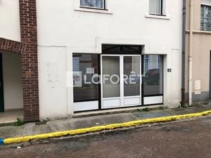 Location locaux professionnels 66.1 m² à Hesdin (62140)  520 €