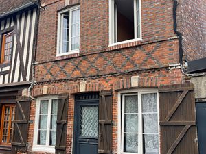 Maison de ville 4 pièces - centre La Ferrière sur Risle