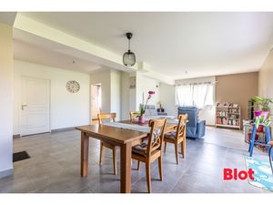 A VENDRE chez BLOT VITRE - Maison Familiale St Pierre la Cour