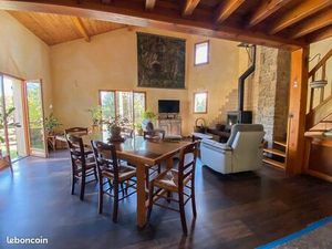 Maison 7 pièces 146 m²