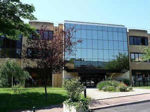 Location bureau ST DIDIER AU MONT D'OR 200 m²