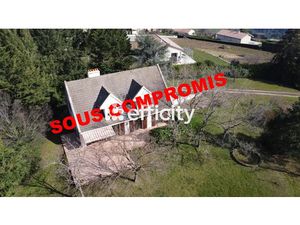 Vente maison 5 pièces 182 m² à Annonay (07100)  270 000 €