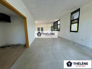 Location bureau 209m2 Montferrier-sur-Lez 34980 - 2438 € - Surface Privée