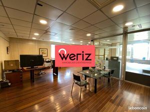 Bureaux 4 463 m²