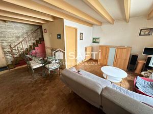 Maison de bourg  3 chambres  2 SDB  un garage