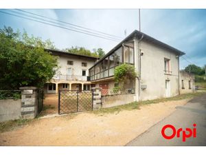 Vente maison 8 pièces 212 m² à Sennece les macon (71000)  199 000 €