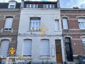 Vente Immeuble 3 pièces 110 m2 à Saint-Quentin