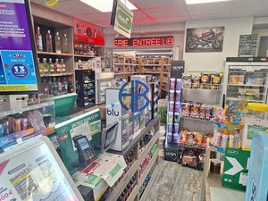 Vente locaux professionnels 130 m² à Brézins (38590)  200 000 €