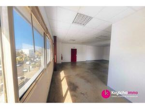 Location bureau 150 m² à Saint-Pierre (97410)
