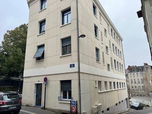 NANTES-HYPER CENTRE Bureau centre-ville 25m2