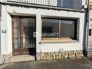 Location locaux professionnels 45.7 m² à Hesdin (62140)  310 €