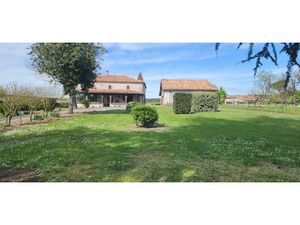 Maison avec dépendance à la campagne