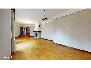 Maison 10 pièces 156 m²