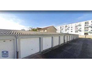 Parking à louer - Pessac (33) - 97€
