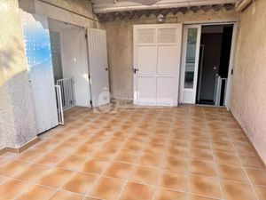 Vente immeuble 6 pièces 150 m² à Eyragues (13630)  262 000 €
